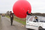pub-ballon-geant-eolienne