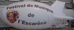 Zeppelin publicitaire du Festival de l'Escarène