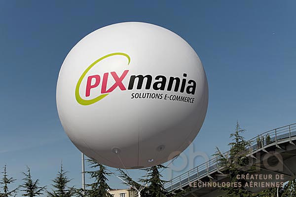 ballon gonflable géant publicitaire hélium Pixmania salon e commerce à paris