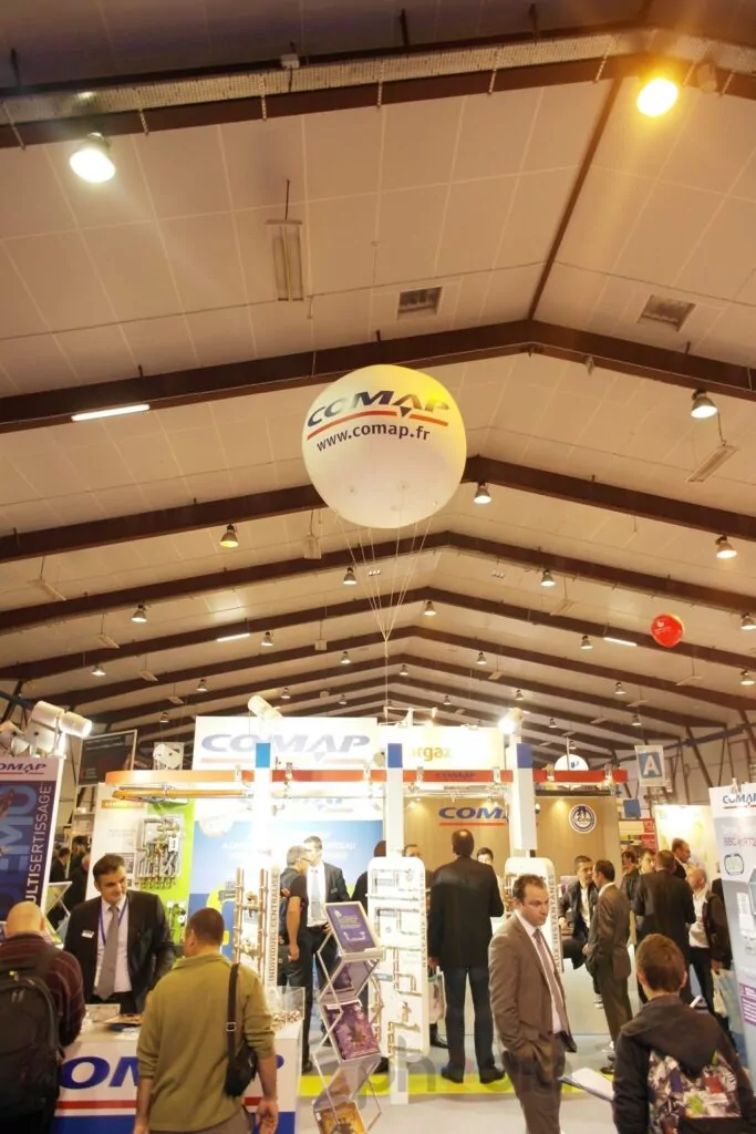 gros ballon h&eacute;lium publicitaire Comap de 2m