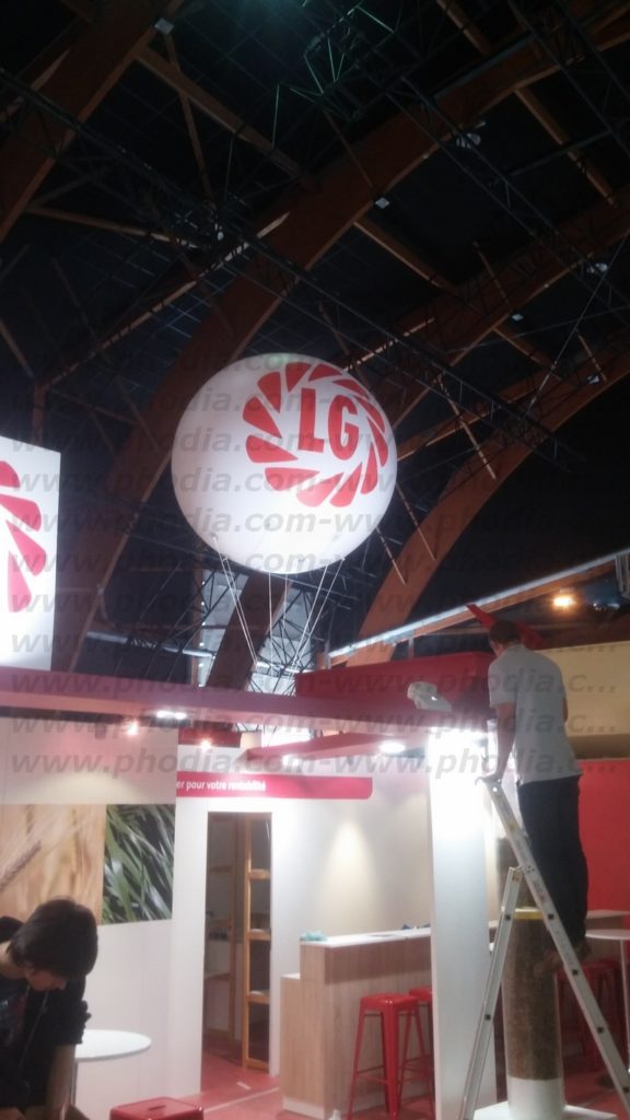 Ballon hélium publicitaire LG pour la société Limagrain au Space Rennes 2014