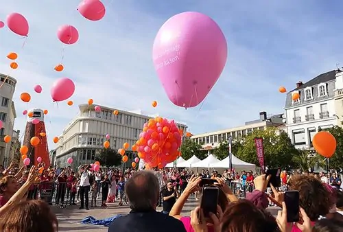 montgolfière octobre rose de 3.5 m à l'hélium