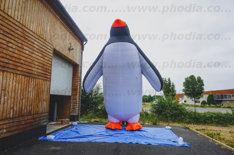 Pingouin 6m sure mesure Sealife | Val d’Europe Paris, Animaux, Auto-ventilé, Extérieur, Forme sur mesure (auto-ventilé), Inauguration
