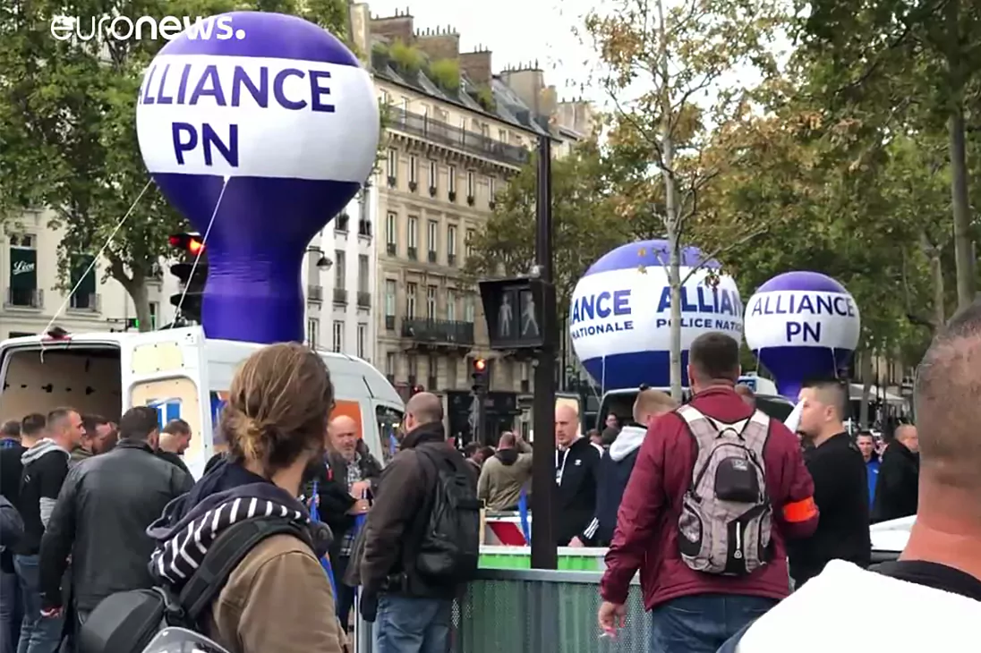 montgolfi&egrave;re capture tv manifestation policiers 2 octobre 2019, AV, Auto-ventil&eacute;