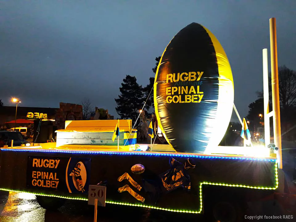 plv gonflable ballon de rugby f&ecirc;te St Nicolas &agrave; Golbey 2017