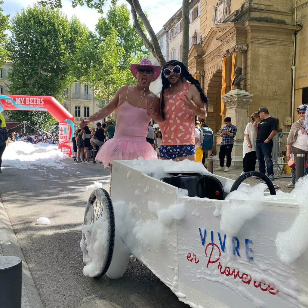 course de caisse a savon salon de provence, arche, 4m x3m, arriv&eacute;e, auto-ventil&eacute;e