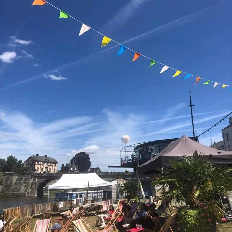 Masph&egrave;re 1.60m la calle, &eacute;v&egrave;nement, 14 juillet, bar, ballon sur pied, ballon sur tr&eacute;pied