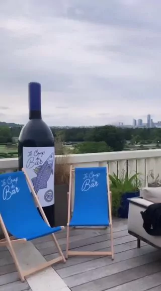 PLV Bouteille de vin 2m terre de vignerons 2, forme sur mesure, coup de bar