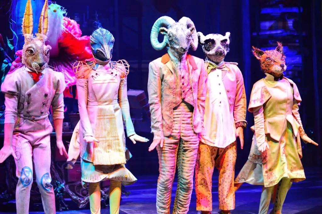 humains d&eacute;guis&eacute;s en animaux