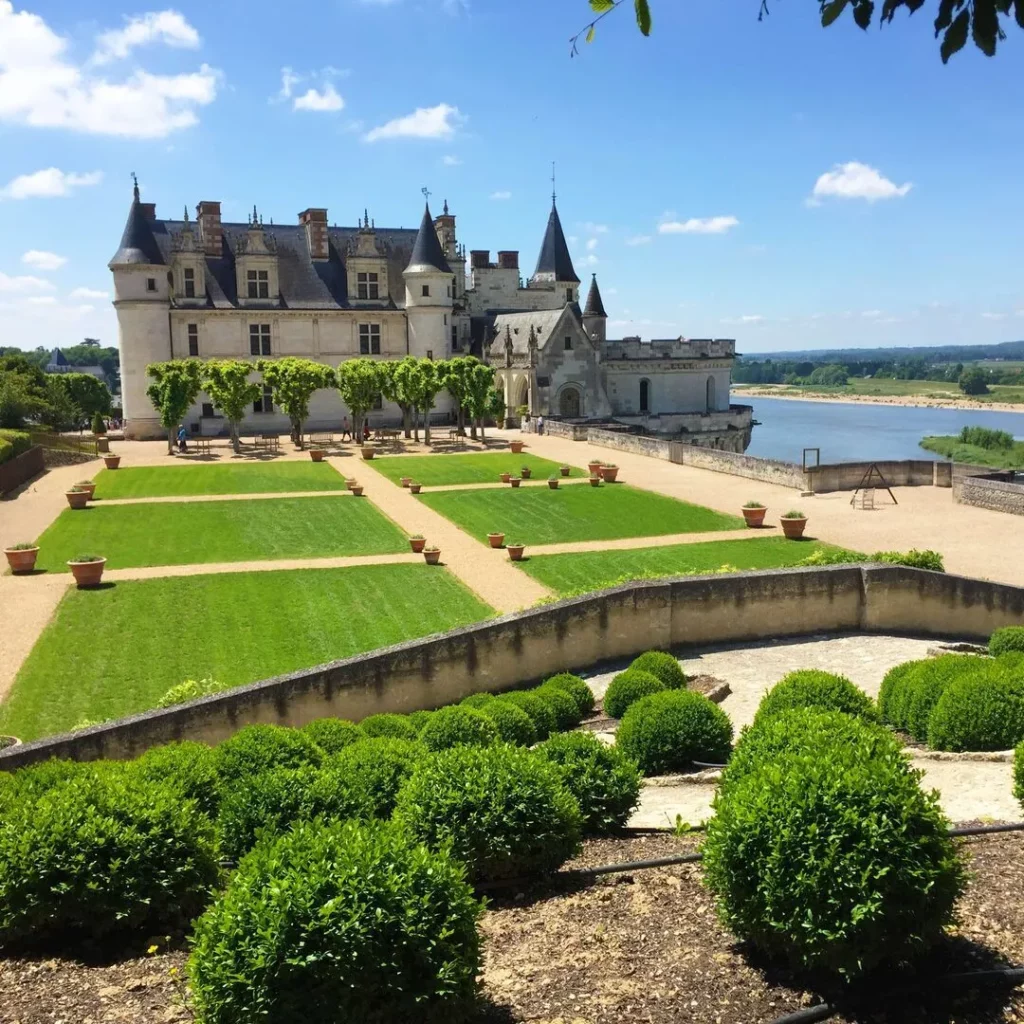 ch&acirc;teau d'Amboise vue de l'ext&eacute;rieur