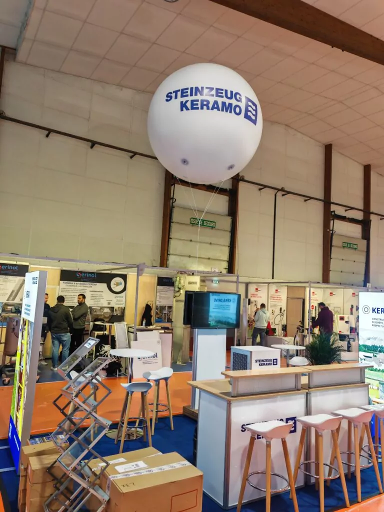 gros ballon h&eacute;lium carrefour de l'eau : ballon h&eacute;lium Steinzeug Kerano