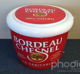 plv gonflable à l'air bordeau chesnel, un pot de rillettes